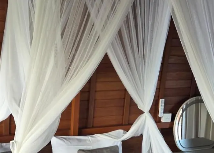 The Cliff Suwehan Palace Ferienhaus Nusa Penida